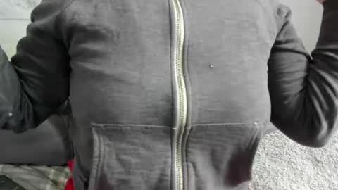 LuxGray online show from 05/11/26, 05:21