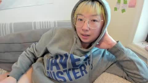 LuxGray online show from 05/16/26, 09:46