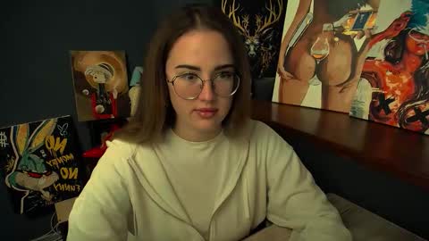 Katie online show from 12/05/25, 01:42