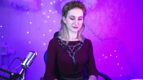 Snapshot of luxrayi chatting on 01/05/25, 06:56 Ray online show from 01/05/25, 06:56