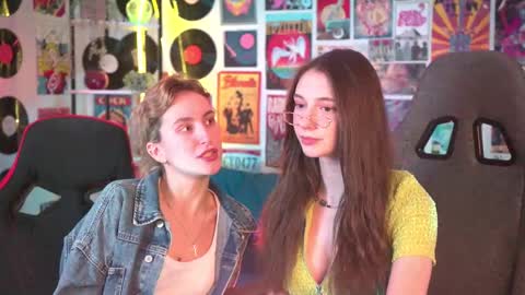 Snapshot of luxrayi chatting on 01/10/25, 06:06 Ray online show from 01/10/25, 06:06