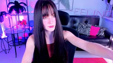 Snapshot of luxrayi chatting on 02/12/25, 09:54 Ray online show from 02/12/25, 09:54