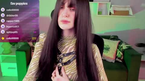 Snapshot of luxrayi chatting on 03/03/25, 12:04 Ray online show from 03/03/25, 12:04