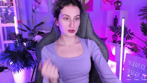 Snapshot of luxrayi chatting on 09/27/25, 06:13 Ray online show from 09/27/25, 06:13