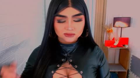 Sasha Blaire online show from 11/04/25, 12:21