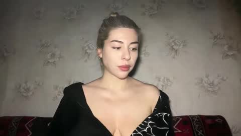 LuxSonyaStar online show from 02/02/26, 01:21