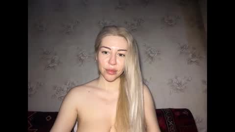 LuxSonyaStar online show from 05/28/26, 01:08