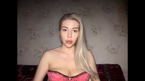 LuxSonyaStar online show from 05/31/26, 08:21