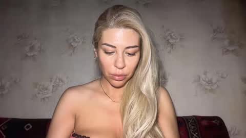 LuxSonyaStar online show from 07/01/26, 08:30