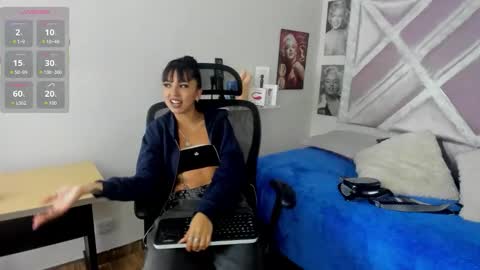 Lux online show from 03/19/26, 12:31