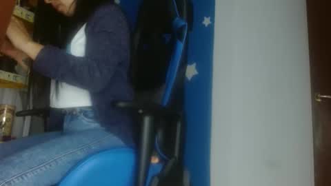 Snapshot of luzzy_cam chatting on 05/09/26, 11:21 luzzy I hope your visit and that we manage to get very hot online show from 05/09/26, 11:21