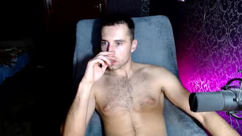 lv_boy online show from 10/20/25, 07:36