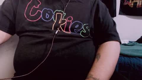 Snapshot of lvcifer_ chatting on 01/23/25, 07:18 ayoo online show from 01/23/25, 07:18