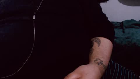 Snapshot of lvcifer_ chatting on 02/25/25, 08:47 ayoo online show from 02/25/25, 08:47