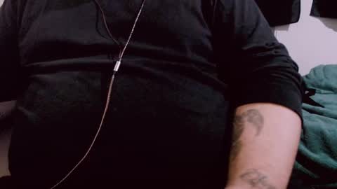 Snapshot of lvcifer_ chatting on 02/26/25, 09:21 ayoo online show from 02/26/25, 09:21