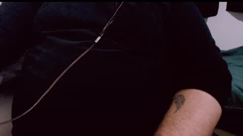 Snapshot of lvcifer_ chatting on 03/01/25, 11:17 ayoo online show from 03/01/25, 11:17