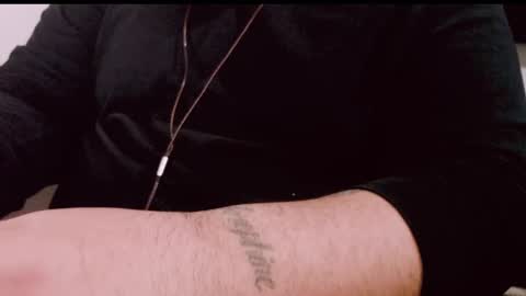 Snapshot of lvcifer_ chatting on 03/12/25, 06:00 ayoo online show from 03/12/25, 06:00