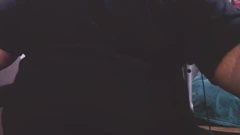 Snapshot of lvcifer_ chatting on 09/30/25, 09:25 ayoo online show from 09/30/25, 09:25