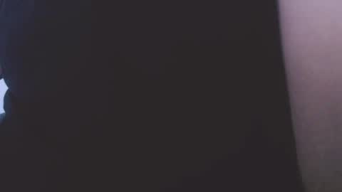 Snapshot of lvcifer_ chatting on 10/18/25, 07:09 ayoo online show from 10/18/25, 07:09