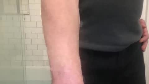 lvguynextdoor440656 online show from 12/05/25, 01:58