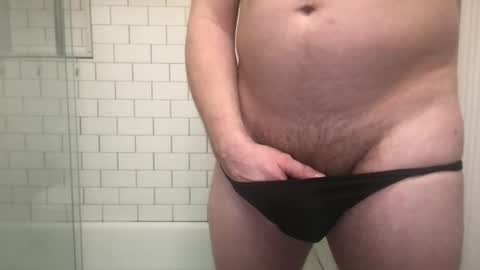 lvguynextdoor440656 online show from 12/15/25, 03:33