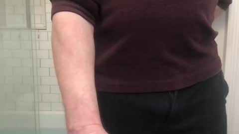 lvguynextdoor440656 online show from 02/27/26, 10:43