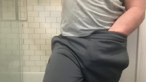 lvguynextdoor440656 online show from 03/27/26, 02:17