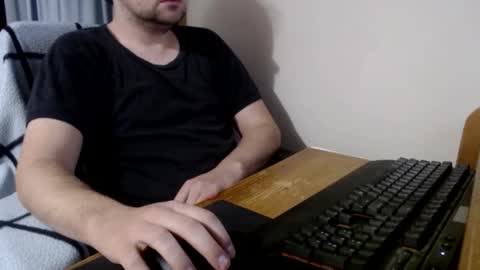 Snapshot of lxgxnd99 chatting on 12/08/24, 01:47 lxgxnd99 online show from 12/08/24, 01:47