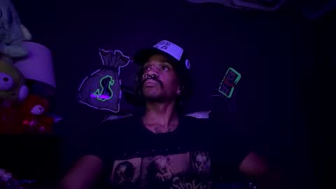 lxrdhxkvgemvsterjuice online show from 05/18/26, 10:37