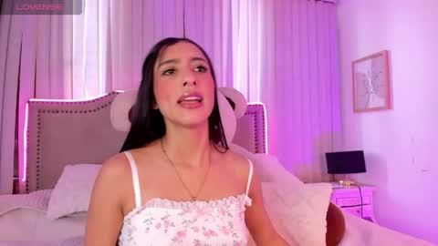 lya_brown online show from 04/24/26, 12:51
