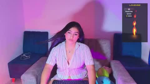 LYA DUBOIS  online show from 03/20/26, 06:46