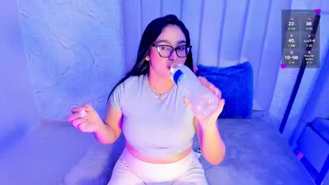 Snapshot of lya_dubois_ chatting on 06/20/26, 11:29 LYA DUBOIS online show from 06/20/26, 11:29