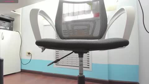 lyalya7773 online show from 03/04/26, 10:54