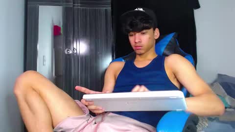 Lyam online show from 02/24/26, 07:45