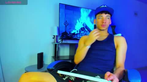 Lyam online show from 03/24/26, 04:28