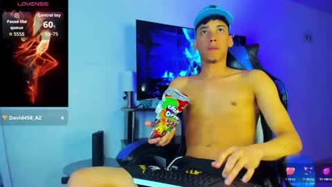 Lyam online show from 03/27/26, 09:10