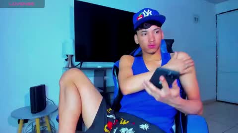 Lyam online show from 04/06/26, 08:59