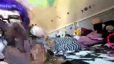 Lydia Treats online show from 01/15/26, 08:34