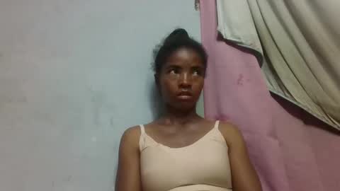 lydie856696 online show from 04/20/26, 06:42