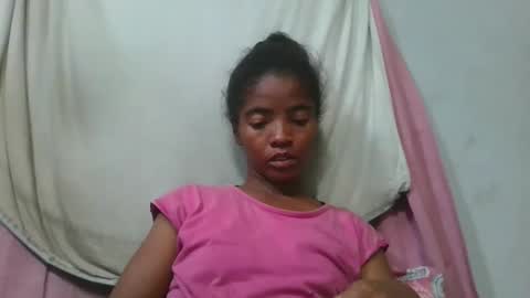 lydie856696 online show from 05/13/26, 06:49