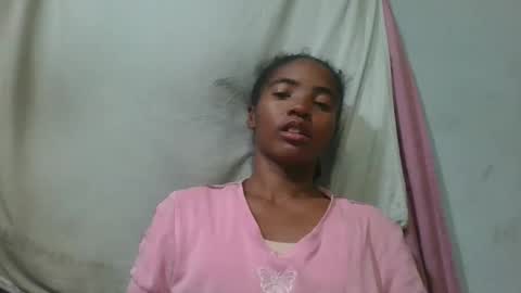 lydie856696 online show from 06/04/26, 03:07