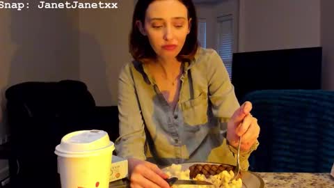 LylacDoll online show from 01/08/26, 10:34