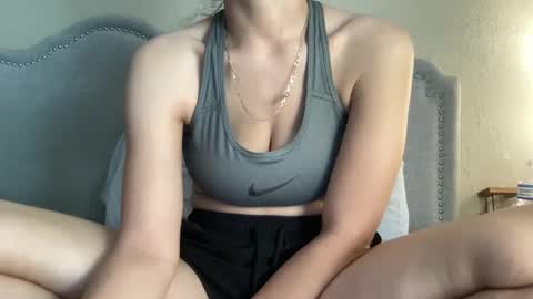 Olivia online show from 01/20/25, 05:59