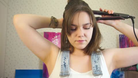 hi im Lyle online show from 01/29/25, 03:33