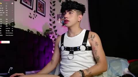 Lyle Bennett Freelance Model online show from 02/09/25, 10:20