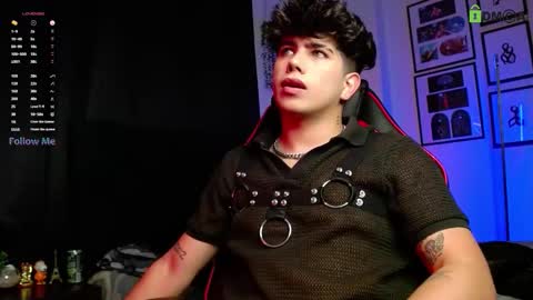 Lyle Bennett Freelance Model online show from 11/23/25, 09:42