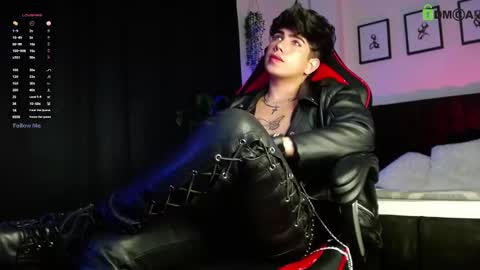 Lyle Bennett Freelance Model online show from 03/07/26, 12:02