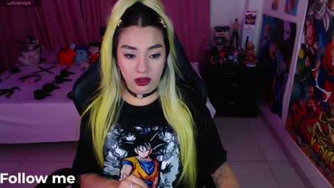 lyli3_4 online show from 04/16/26, 07:31