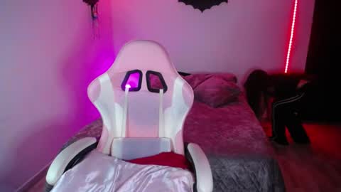 Snapshot of lyluciana chatting on 06/30/26, 02:07 Luciana online show from 06/30/26, 02:07
