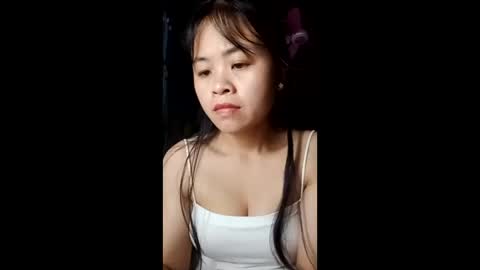 Snapshot of lyly1200 chatting on 04/19/26, 08:11 Lyly online show from 04/19/26, 08:11